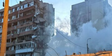 Нічна атака на Київ: одна людина загинула та шістнадцять отримали поранення
