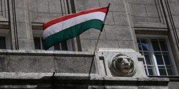 Будапешт заявив російському послу про неприйнятність атак на Закарпаття