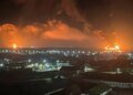 Пожар после удара БПЛА парализовал ГПЗ РФ под Астраханью