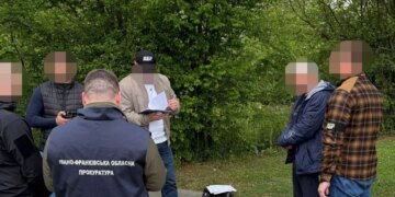 На Ивано-Франковщине адвокат обманул клиента на 18 тысяч евро под видом “договорённостей” с прокуратурой