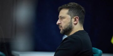 "Далеко не всі" – Зеленський показав "далекобійні санкції" і анонсував їх нарощування
