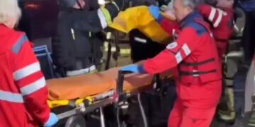 Кількість постраждалих після атаки рф на Дніпро зросла до 18 осіб, серед них 2-річна дівчинка