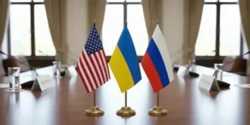кремль повторив, що мирний процес з Україною "на паузі", але буцімто "очікує його відновлення"