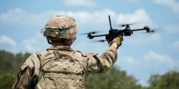 "Генії в гаражах" і роботи, що беруть полонених – Україна один зі світових лідерів сучасної війни