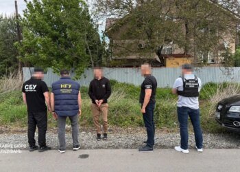 Военный продавал фейковый переход границы за $6000: его задержали