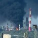 После атаки дронов горит Сизранский нефтеперерабатывающий завод. ВИДЕО