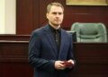 Генпрокурор Кравченко передав до МКС матеріали про депортацію та незаконне утримання росіянами українських в’язнів
