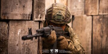 На фронті відбулось понад 70 атак, ворог активно діє на трьох напрямках – Генштаб