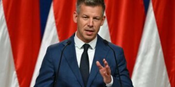 Старые песни о «дешевом газе»: новый премьер Венгрии пророчит капитуляцию ЕС перед ресурсами РФ