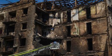Через нічну атаку близько сотні постраждалих, четверо загиблих – Зеленський