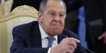 Истерика в МИД РФ: Лавров пугает Азию американцами и угрожает Европе