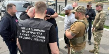 Брал деньги за увольнение со службы: офицера Нацгвардии задержали второй раз за полгода
