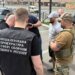 Брал деньги за увольнение со службы: офицера Нацгвардии задержали второй раз за полгода