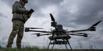 Західні виробники зброї шикуються в чергу, щоб протестувати свої технології на війні в Україні – ЗМІ