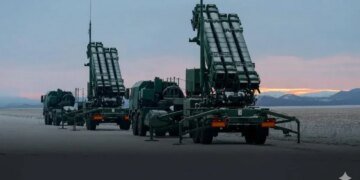 Війна виснажує арсенали США – чому відновлення запасів ракет займе роки і що це означає для України