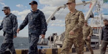 Присутність флоту рф у Чорному та Азовському морях практично нівельована – Сирський