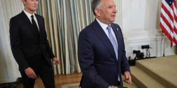 Kyiv Independent: почему посланники Трампа избегают визита в Киев