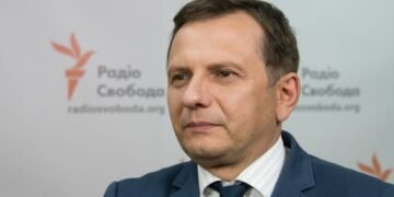 Зарплаты военным можно поднять без новых налогов – Устенко назвал способ