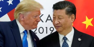 FT: Си сказал Трампу, что Путин может пожалеть о вторжении в Украину