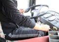 Пенсионерам в маршрутках начали отказывать: юрист назвала сумму штрафа для водителя