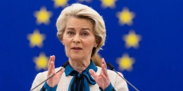 Україна утримує фронт і повертає території, ситуація змінюється на її користь – фон дер Ляєн