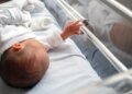 Окупанти атакували лікарню на Одещині: під ударом опинилось пологове відділення, де перебували шість породіль