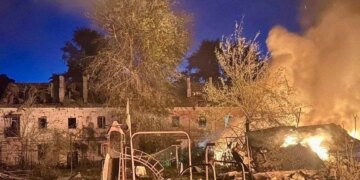 У Дніпрі через атаку росіян по місту загинуло четверо людей, десятки поранених – ОВА