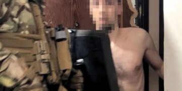 Через Telegram знакомился с детьми и насиловал их: в Кировоградской области подозревают 29-летнего мужчину