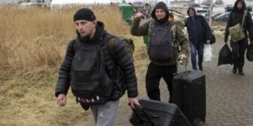 Новые правила в ЕС: европейские столицы меняют условия приема украинских беженцев