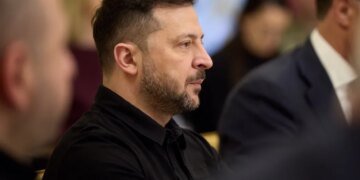 Зеленський розраховує на партнерів для підтримки переходу армії на контрактну систему з гідними зарплатами
