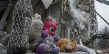 росія вбила 707 українських дітей від початку вторгнення і має понести відповідальність – Зеленський