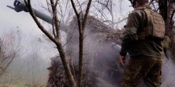 Агресор здійснив 95 атак та наступав у бік Антонівського мосту – Генштаб