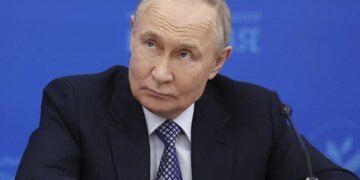 У кремлі побачили лист Зеленського та запросили до москви, путін ще не ознайомився