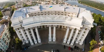 Відкритий лист Зеленського до путіна офіційно поширять в ООН, ОБСЄ та Раді Європи – МЗС
