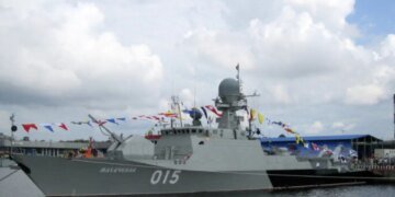 На грани столкновения: Кремль поднял в воздух авиацию и вывел корабли из-за угрозы НАТО «проникнуть в Калининград»