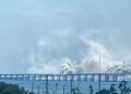В Крыму атаковали ещё два моста: взрывы разорвали полуостров, перекрыты сухопутные подъезды