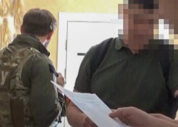 В Полтаве депутат вместе с чиновниками зарабатывал миллионы на «откатах» за ремонт дорог
