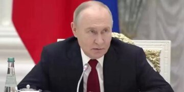 Бункерные фантазии: Путин впаривает генералам протухшую байку о расширения НАТО победе своей армии. ВИДЕО