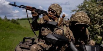 На фронті зафіксовано 229 боєзіткнень, найгарячішим залишається Покровський напрямок – Генштаб