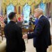 Срочный созвон через океан: Зеленский обсудил с юбиляром Трампом секретные планы переговоров