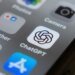 Частка ChatGPT на ринку ШІ-асистентів вперше впала нижче 50 відсотків