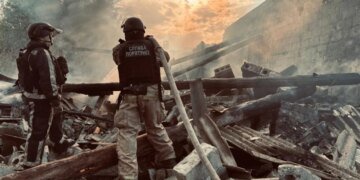Двое погибших и шестеро раненых: россияне вновь нанесли удар по Донецкой области