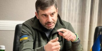 Киевлянам пришли “долги” за отопление во время блекаутов: Лубинец требует вмешательства Кабмина