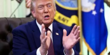 "Вони не знають, як поговорити" – Трамп закликав Зеленського та путіна до прямого діалогу