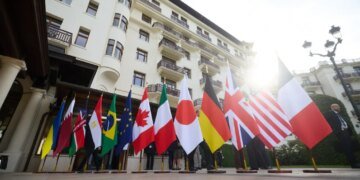 Лідери G7 одностайні щодо посилення тиску на росію для завершення війни – Зеленський