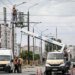 Вблизи остановок и общественных мест: в Запорожье устанавливают новые навесы и сетки для защиты от дронов