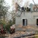 У Харкові з-під завалів будинку дістали тіло загиблої людини після удару КАБами
