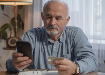 Максимальные пенсии сократят: кто получит меньше денег