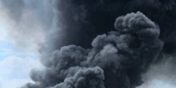 Атака рф на Запоріжжя 25 червня – загинув чоловік, горять вантажівки