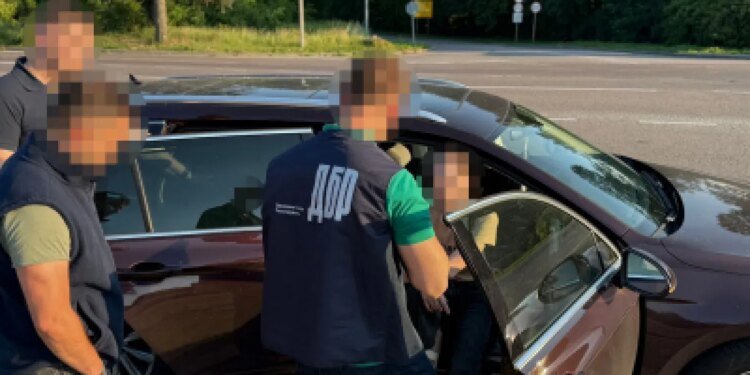 Генераторы для армии закупили с переплатой более 18 млн грн: ГБР разоблачило офицера во Львовской области